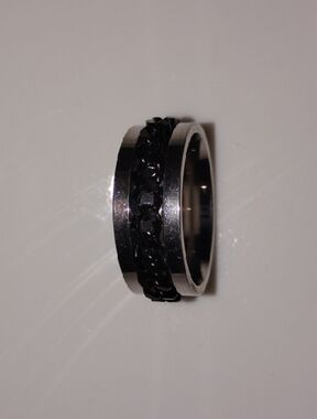 Men's New Black and Silver Braided Spinner Ring Size 9